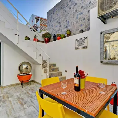 Patio - By Enjoy Your Olhao